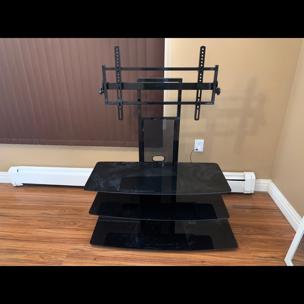 Tv stand - Picture 1 of 1